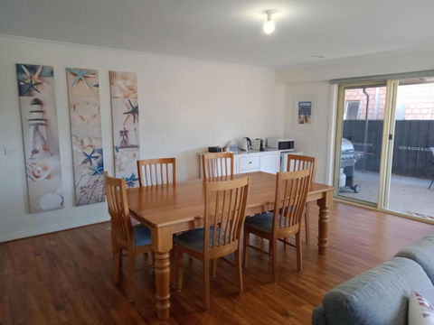 Parkway Place B&B - Kingaroy Accommodation 3