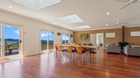 Peninsula At Metung - Access By Boat Only - Kingaroy Accommodation 2