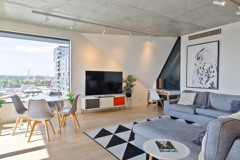 Penthouse Apartment Collingwood - Kingaroy Accommodation 0