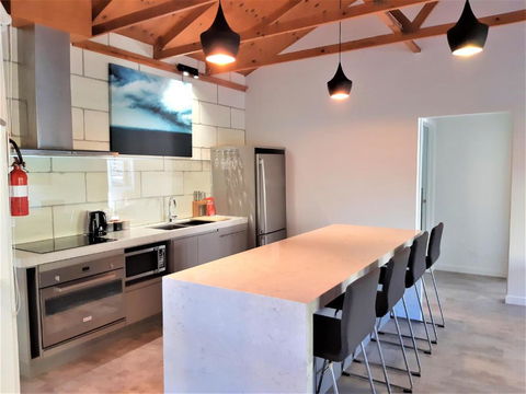 Port Central No 4 - Kingaroy Accommodation 1