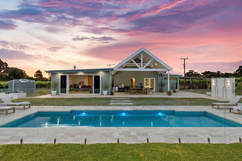 Pethick House - Kingaroy Accommodation 2