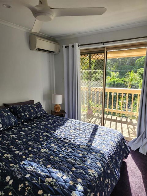 Poinciana Room - Kingaroy Accommodation 0