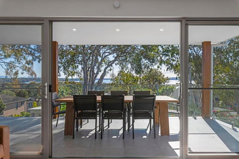 Perfect Beachhouse Lakes Surf At Your Feet - Kingaroy Accommodation 0