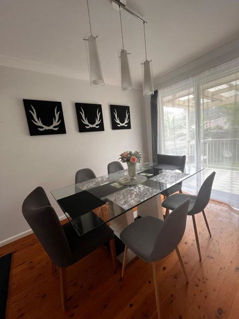 Perfectly Located House With A Big Backyard. - Kingaroy Accommodation 3