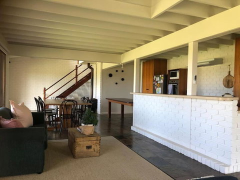 Peterborough Beach House - Kingaroy Accommodation 0