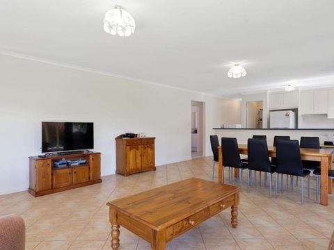 Pets At The Beach 8 Marto Court - Kingaroy Accommodation 0