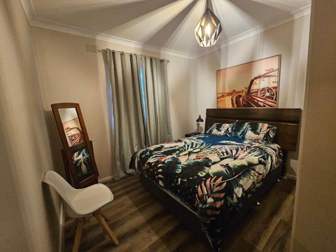 Phoenix House - Kingaroy Accommodation 0