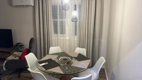 Phoenix House - Kingaroy Accommodation 1