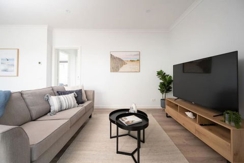 PIPER Modern Home Walk To Beach Shops Parks - Kingaroy Accommodation 1