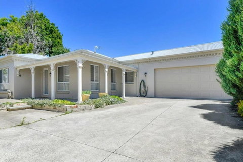 Piper St - CBD, Cosy Escape - Kingaroy Accommodation 2