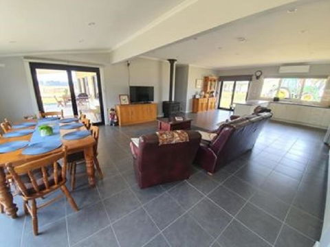 Pleasant Hill BnB - Kingaroy Accommodation 3