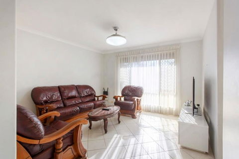 Private Room In St James - Kingaroy Accommodation 1