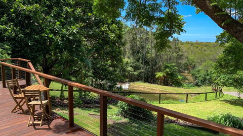 Rainforest Gardens - Luxury Hillside Accomodation With Views To Bay & Islands - Kingaroy Accommodation 1