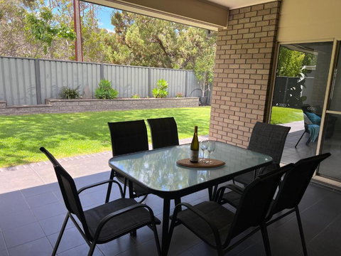Premium Barossa Getaway - Kingaroy Accommodation 2