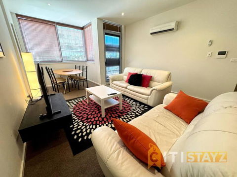Pretty Penthouse - Close To ANU - Kingaroy Accommodation 1