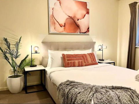 Prime Location 1 Bdr Apt In Perth - Kingaroy Accommodation 1