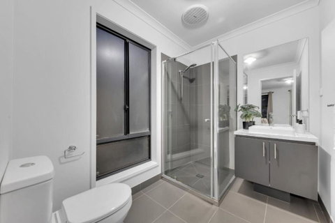 Private Room Cbd Airport 20 Min - Kingaroy Accommodation 3