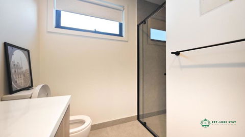 Private Suite With Queen Bed TV - Room 11 - Kingaroy Accommodation 1