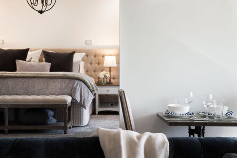 Provence Spa Villa 2 - Kingaroy Accommodation 1