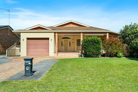 Qarah, Jervis Bay - Kingaroy Accommodation 0