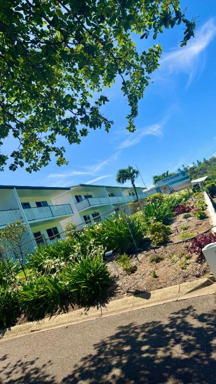 QCWA K P Units - Kingaroy Accommodation 3
