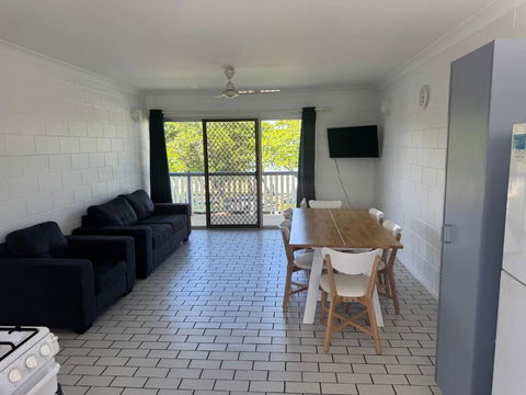 QCWA K P Units - Kingaroy Accommodation 1