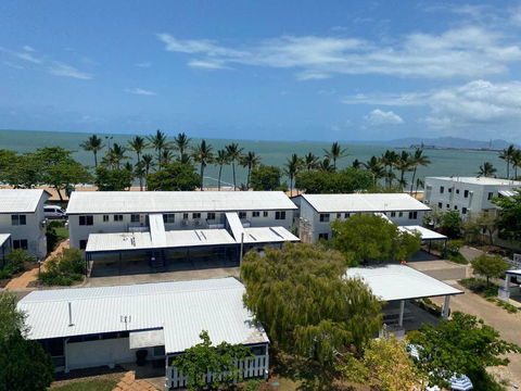 QCWA K P Units - Kingaroy Accommodation 0