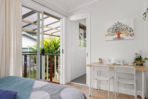 Quadruple Ensuite Room - Nearby Stations & Shops - Kingaroy Accommodation 3