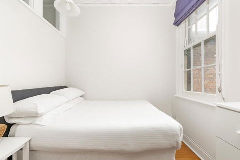 Quaint 3-Bed Heritage Home In The Heart Of Sydney - Kingaroy Accommodation 3