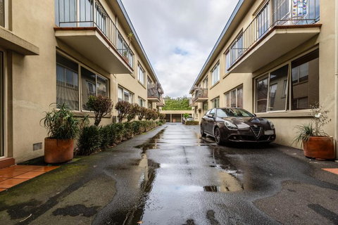 Quaint & Homey Ripponlea Flat - Kingaroy Accommodation 1