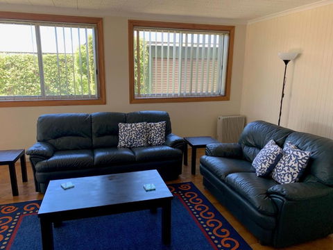 Quaint Hideaway - Kingaroy Accommodation 3