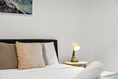 Quaint Double Room - Centrally Located At Glenfield - Shared Bathroom - Kingaroy Accommodation 2