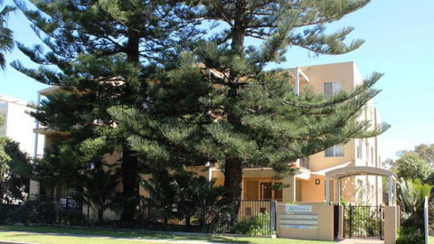 Quality Aquarius Apartment On The Beach! - Kingaroy Accommodation 0