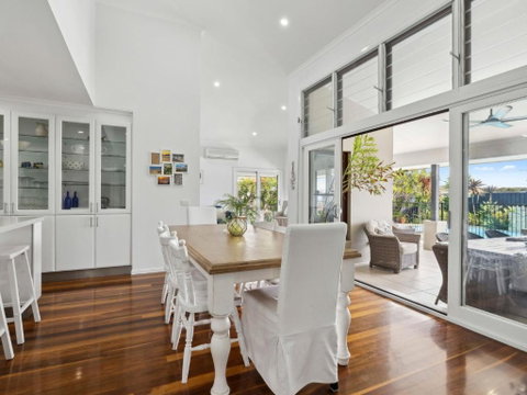 Quay-Largo - Kingaroy Accommodation 0