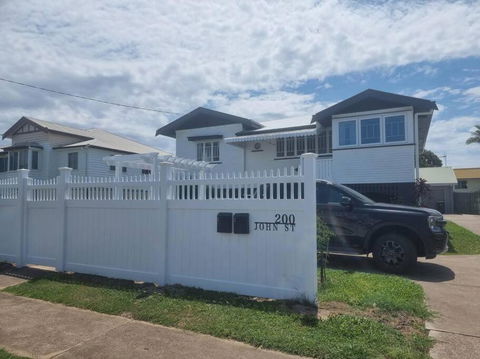 Queensland Charm In Maryborough - Kingaroy Accommodation 0