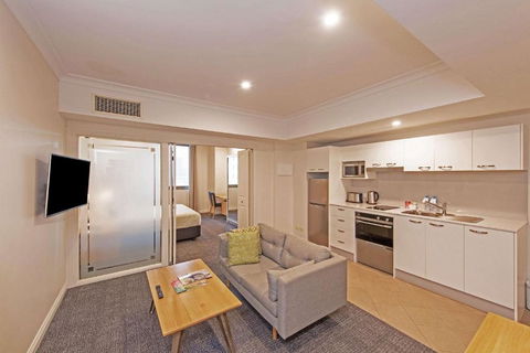 Quality Apartments Adelaide Central - Kingaroy Accommodation 0
