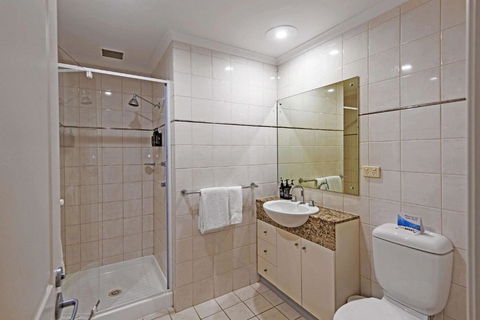 Quality Apartments Adelaide Central - Kingaroy Accommodation 3