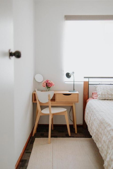 Quiet Corner Sleeps 4, Near Perth & Fremantle - Kingaroy Accommodation 1