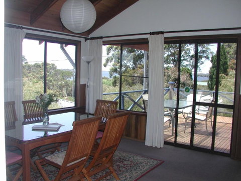Rainbow House - Kingaroy Accommodation 1