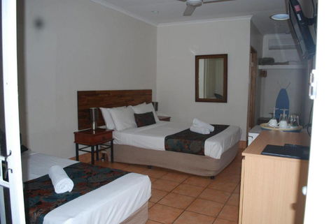 Rainforest Motel - Kingaroy Accommodation 1