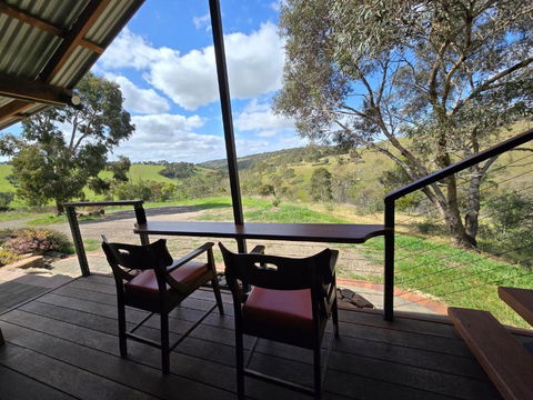 Rainshadow Retreat - Kingaroy Accommodation 1