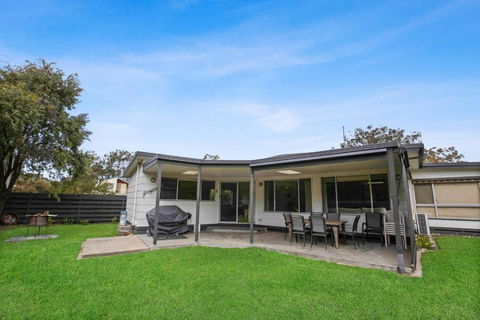 Raymond Island Retreat - Kingaroy Accommodation 3