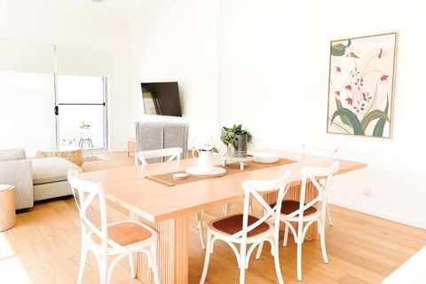 Red Brick Central Retreat - Kingaroy Accommodation 0