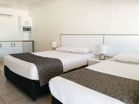 Augathella Motel & Caravan Park - Kingaroy Accommodation 0