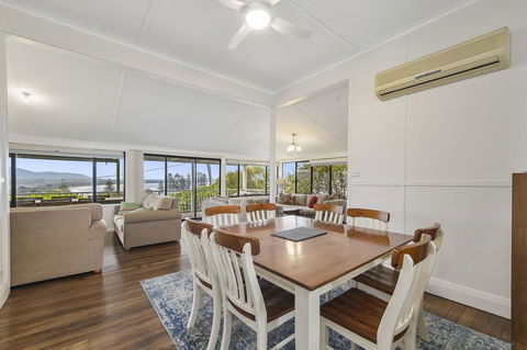 Aurelia, 14 Stewart Street - Kingaroy Accommodation 2