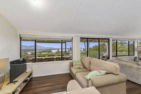 Aurelia, 14 Stewart Street - Kingaroy Accommodation 0