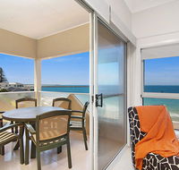 Avalon 3 - views to die for - across the road from convent beach - Kingaroy Accommodation