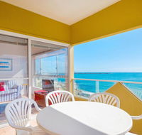 Avalon 4 - right across the road from convent beach - uninterrupted views - Kingaroy Accommodation