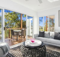 Avalon Tree House - Kingaroy Accommodation