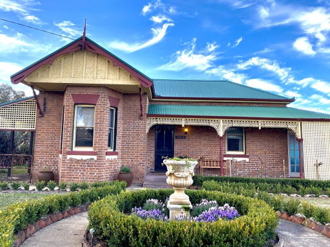 Avoca House - Circa 1900 Gorgeous Federation Home - Kingaroy Accommodation 1